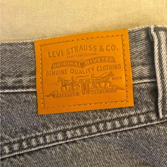 Levi’s 80s “Mom” Jeans 28x30 - Picture 10 of 11